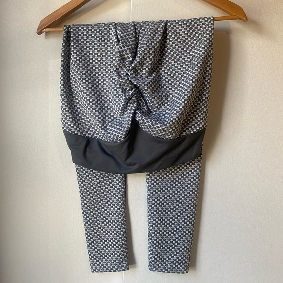 2 Pair Tik Tok Leggings Butt Lift Gym Yoga Pants Honeycomb Womens - Picture 1 of 4